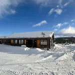6 Bedroom Cozy In