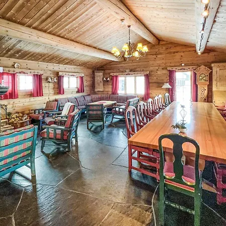 6 Bedroom Cozy In *