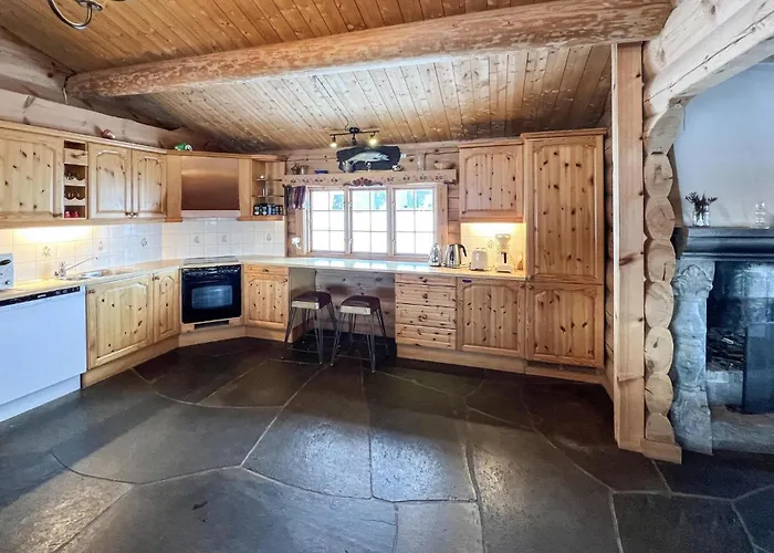 Vakantiehuis 6 Bedroom Cozy In