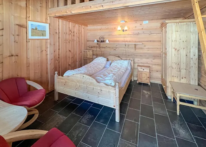 Hébergement de vacances 6 Bedroom Cozy In Kvam (Oppland)