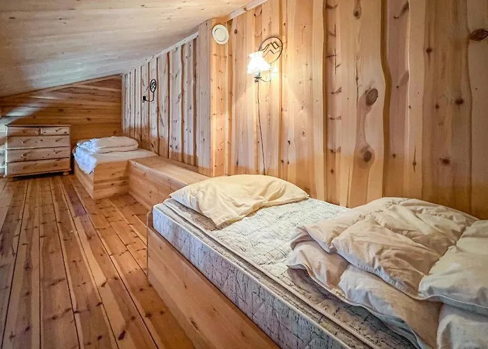 6 Bedroom Cozy In *