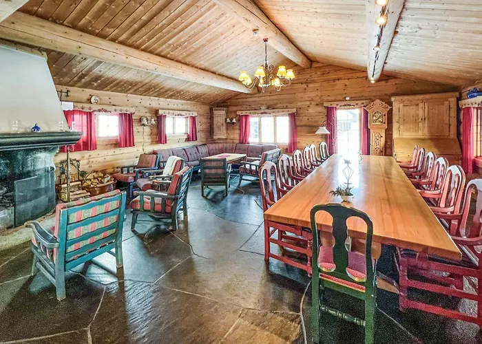 6 Bedroom Cozy In *
